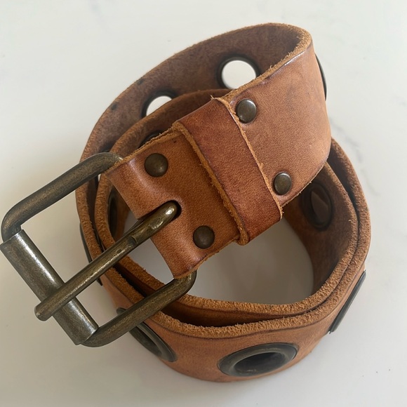 Club Monaco Accessories - Vintage Club Monaco Tan Wide Leather Belt Grommets Brass Hardware in M